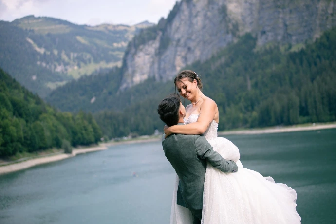 Photographe mariage Annecy - couple montriond