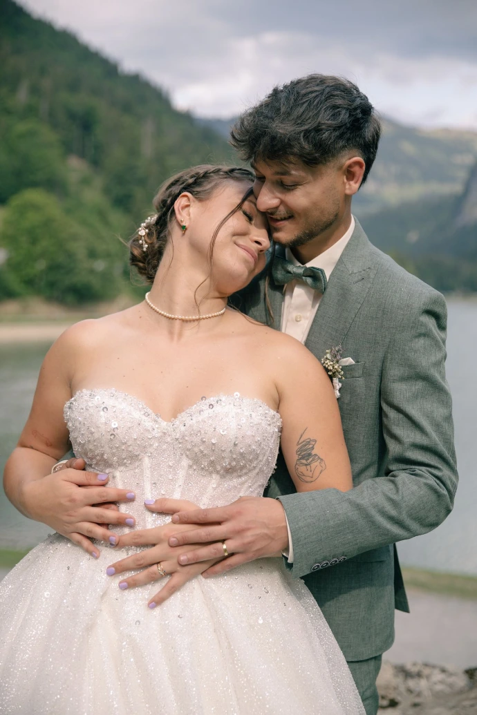 Photographe mariage Annecy - couple montriond
